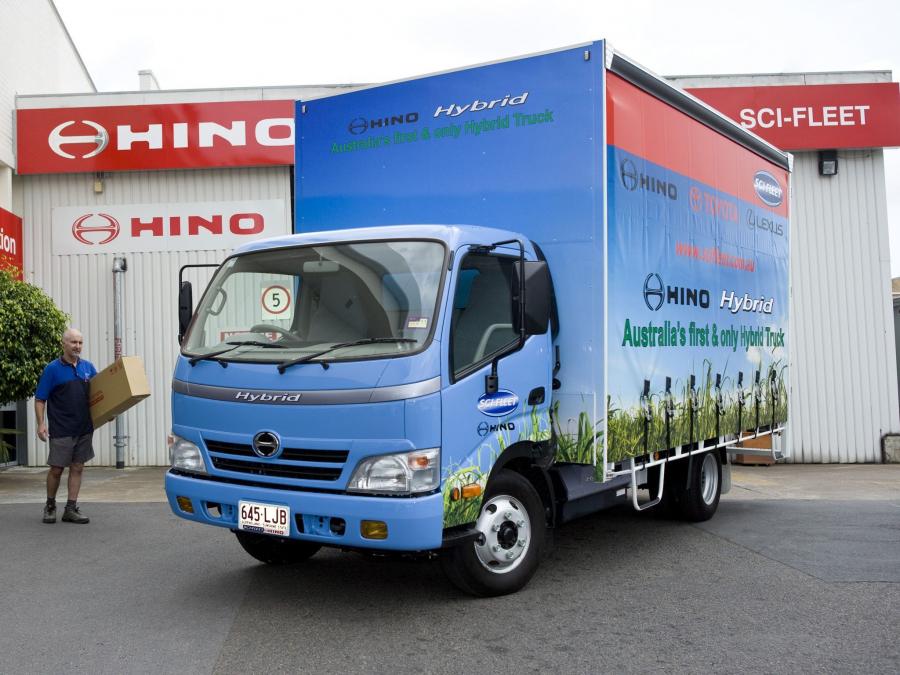  Hino 300-714 Hybrid 2007 года  (фото 8 из 16)